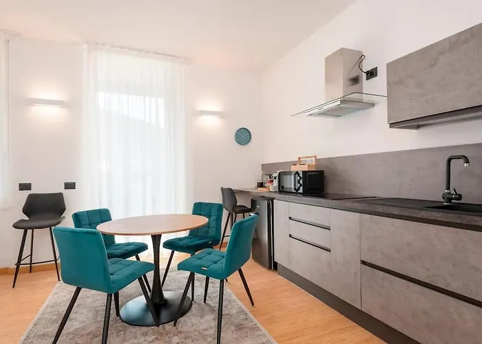 16 Apartment Bergamo